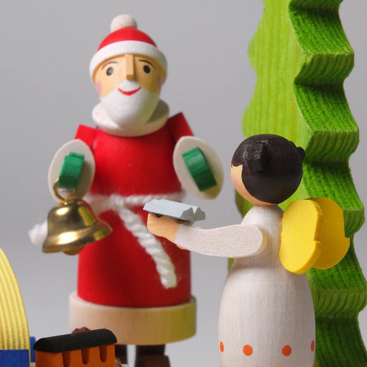 Music Box (Premium) - Santa and Angel by the Tree