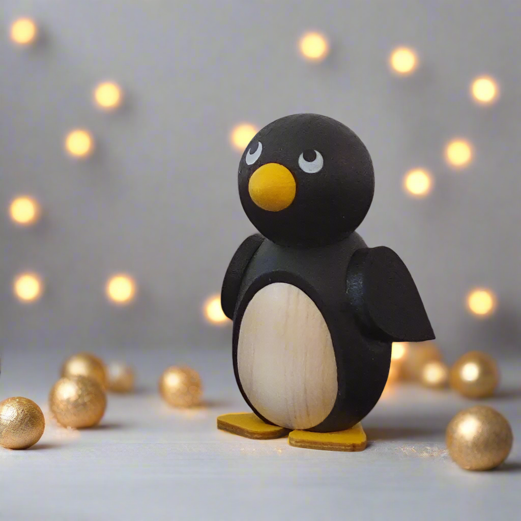 Weihnachtsmann Collectibles - Frankie the Penguin (Single) – The