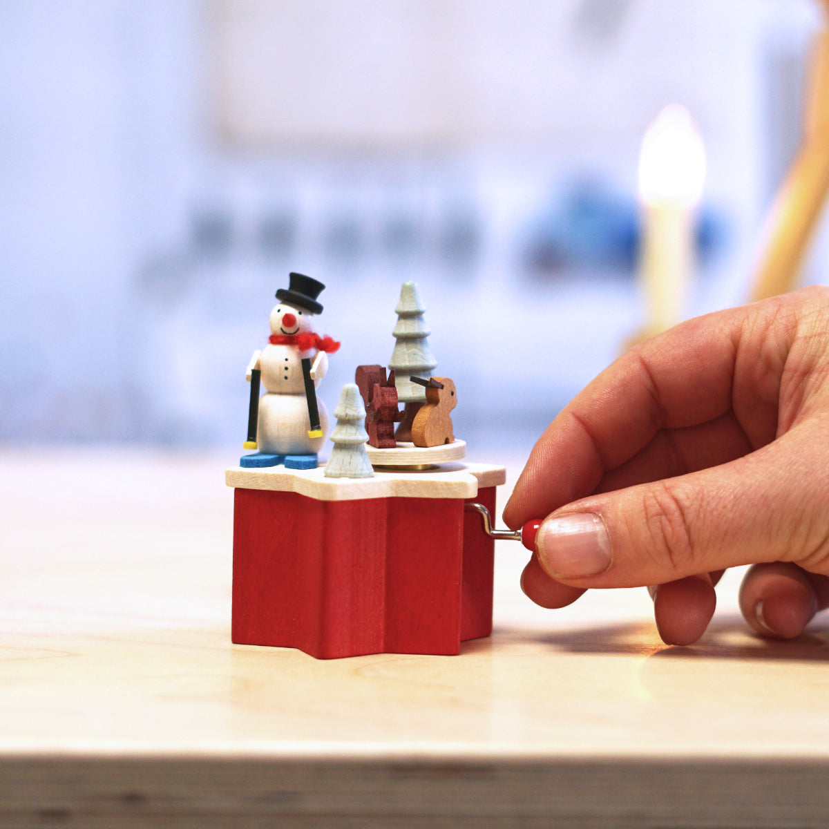 Music Box (Traditional Crank-Style) - Miniature Snowman