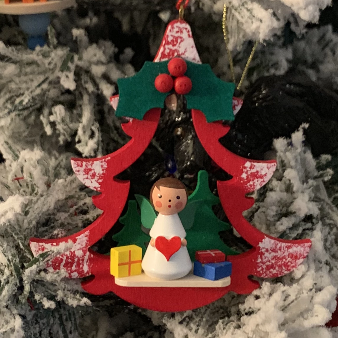 Angel Tree with Heart - Christmas Tree Decoration