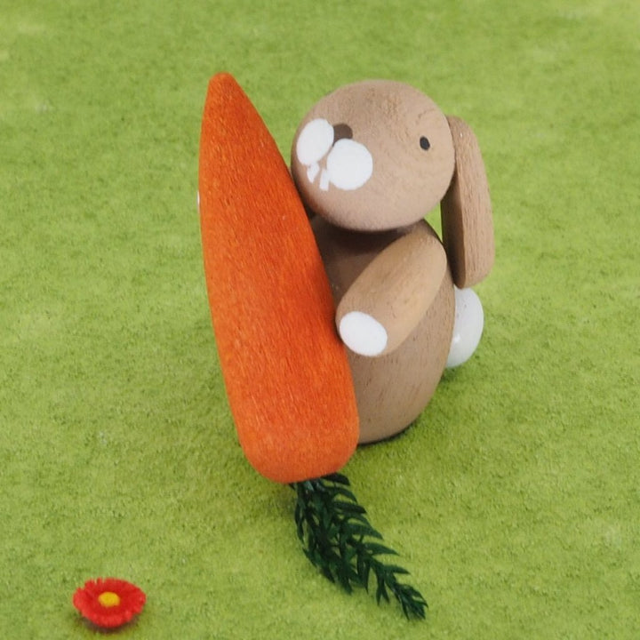 Premium Easter Bunny - Ferdinand with carrot