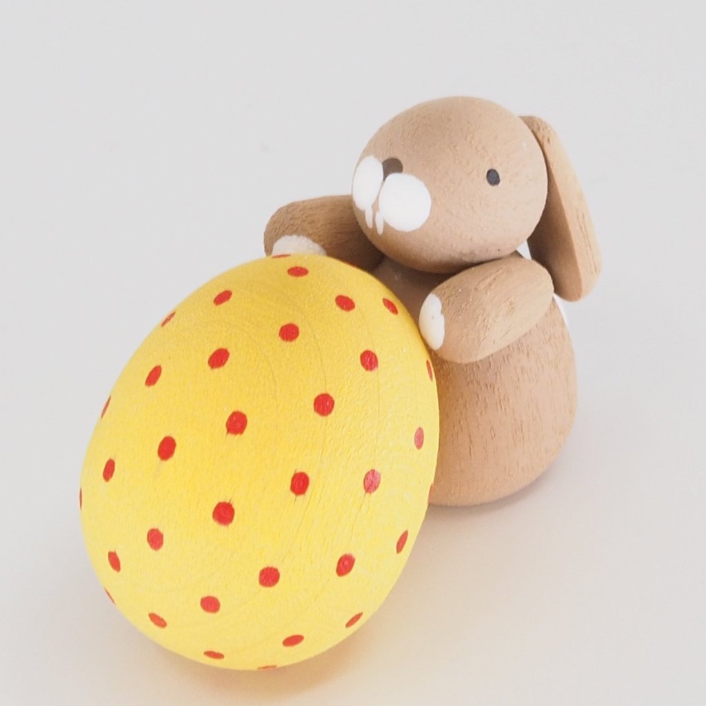 Premium Easter Bunny - Easter Bunny with egg