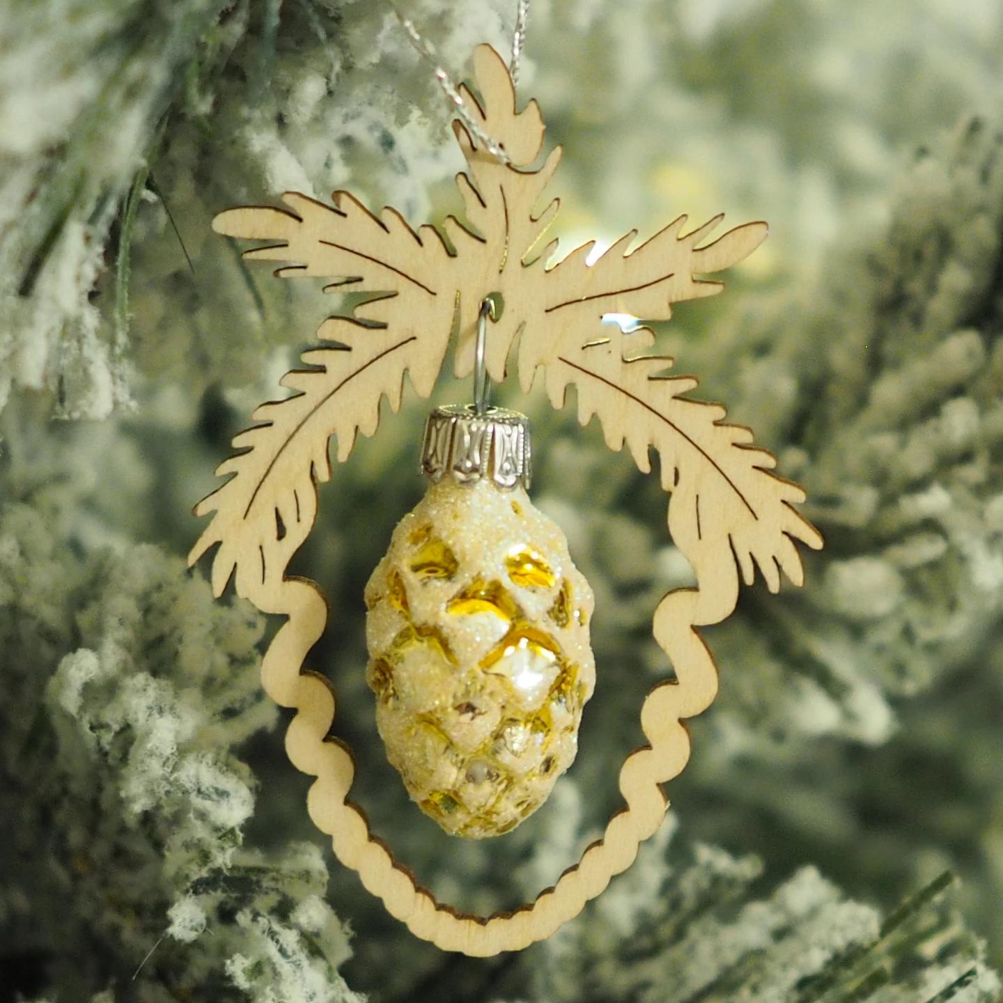 Elke's Acorn (Gold) - Christmas tree decoration