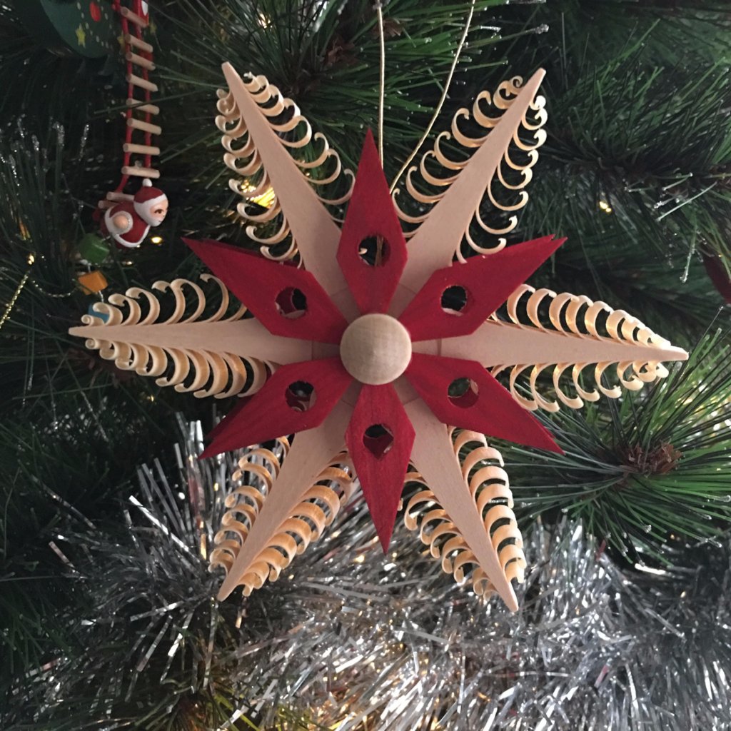 Handcrafted Wooden Christmas Star - Twelve-Pointed Natural and Red