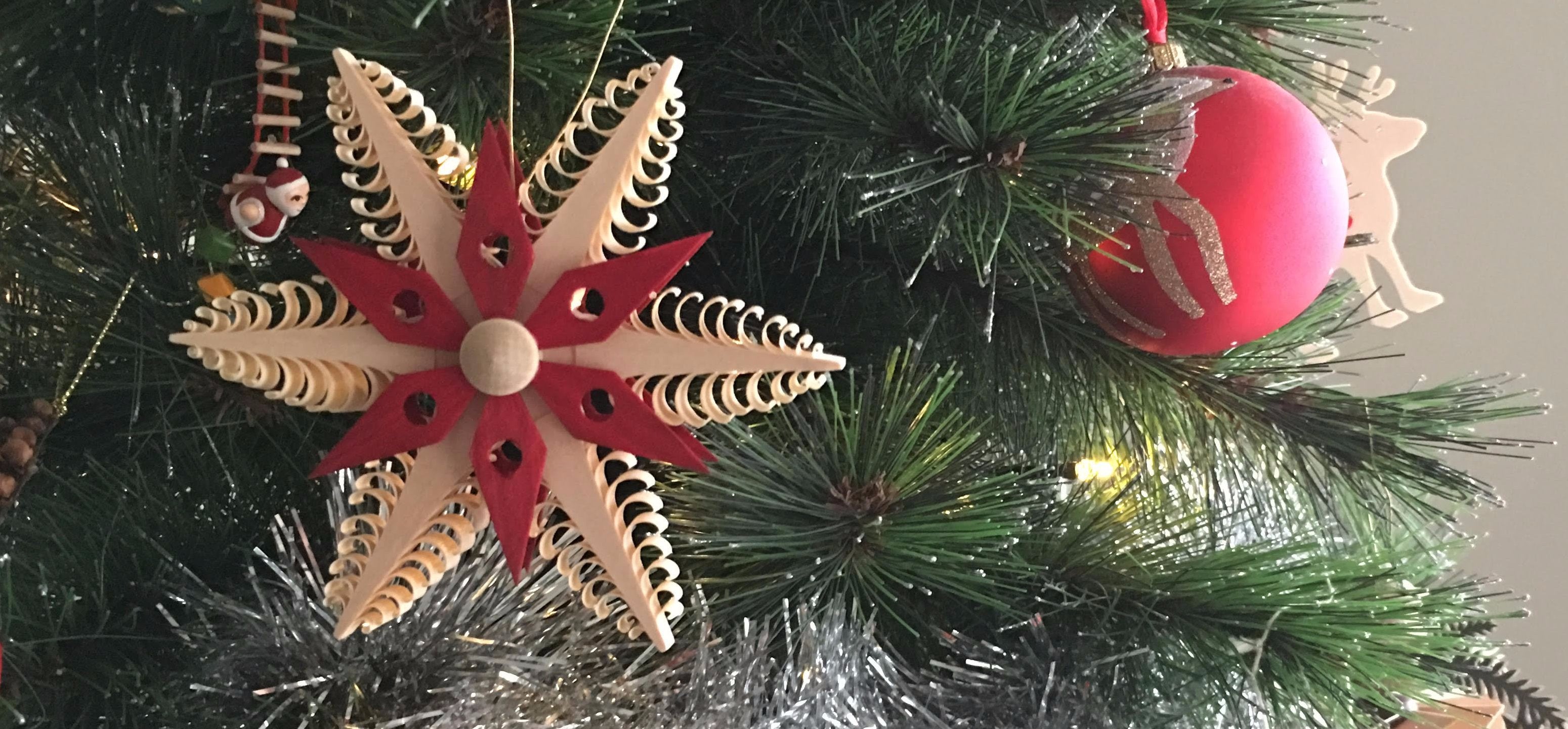 Handcrafted Wooden Christmas Star - Twelve-Pointed Natural and Red